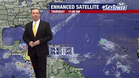Tropical wave to head into Pacific