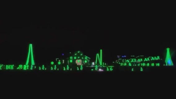 Palmetto holiday lights show still going strong