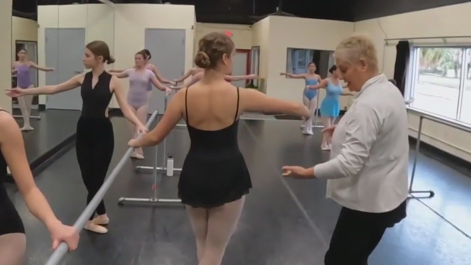 Ballet Academy artistic director to receive award