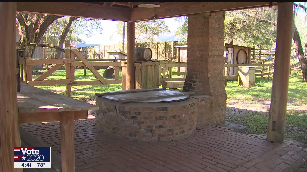 Experience Old Florida living in Cracker Country