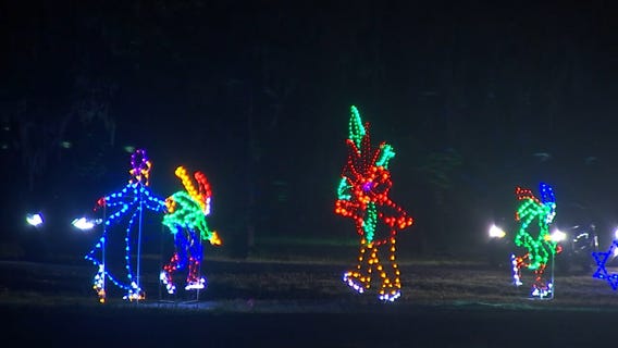 Take a drive through 'Wonderland of Lights'