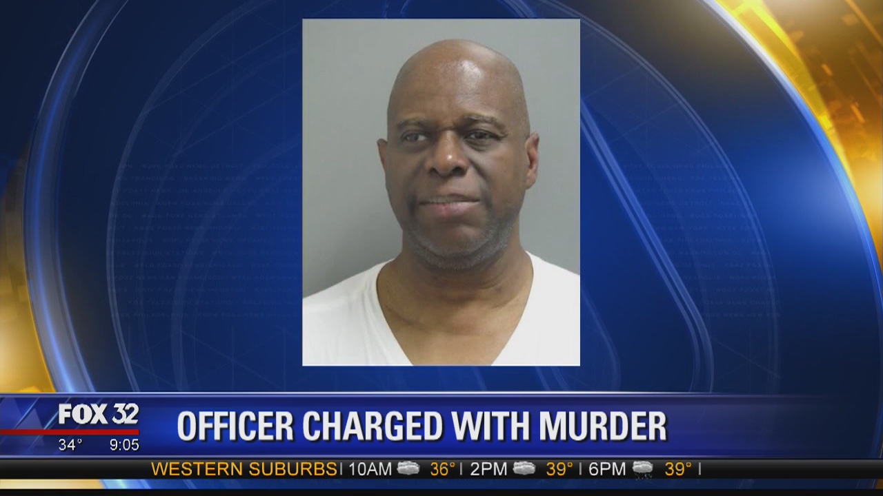 Chicago cop charged with murder in fatal shooting of unarmed man | FOX ...