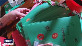 Mom, daughter brighten spirits of hospice patients