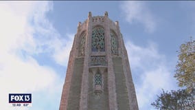 Bok Tower Gardens decorated for the holidays