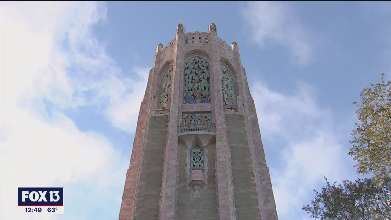 Bok Tower Gardens decorated for the holidays