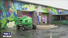 Muralist beautifies Lealman neighborhood