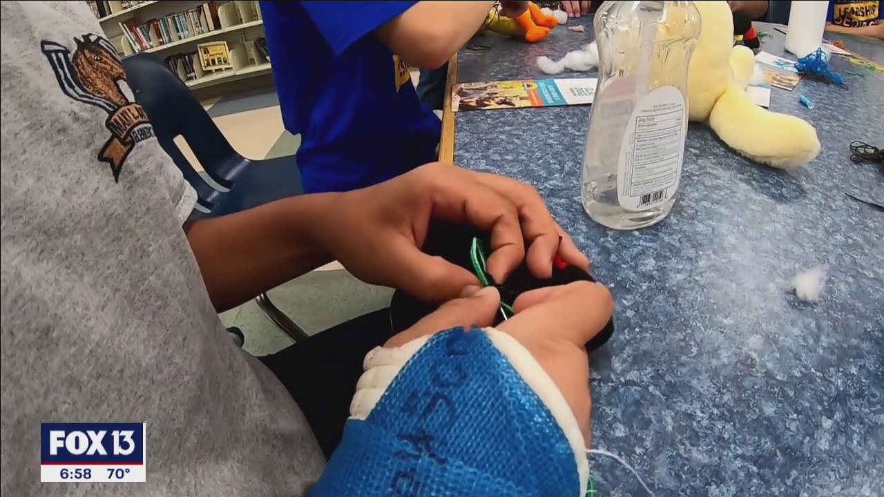 Kids make toys for shelter pets