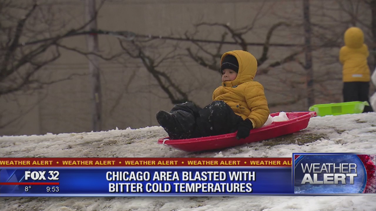 Chicago area gripped by bitterly cold temperatures | FOX 32 Chicago