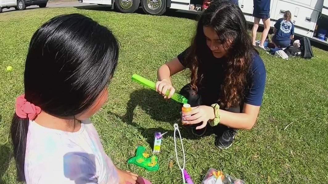 Catholic school helping migrant families