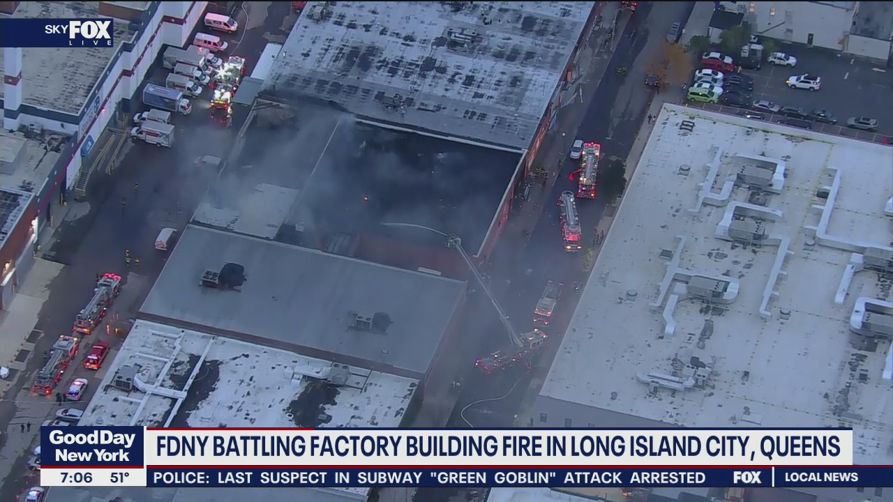 Massive factory fire in Queens | FOX 5 New York