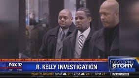 Kim Foxx urges victims of R. Kelly to come forward
