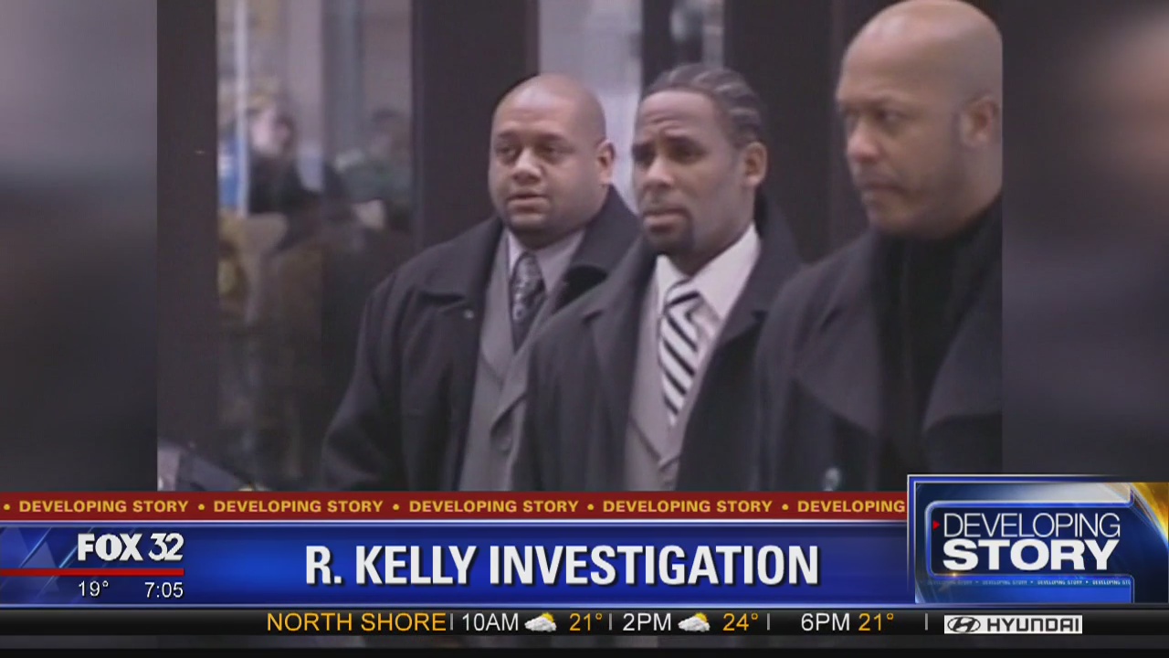 Kim Foxx urges victims of R. Kelly to come forward