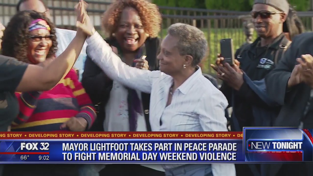 Mayor Lightfoot takes part in peace parade to fight Memorial Day weekend violence