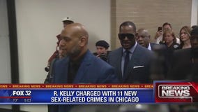 R. Kelly charged with more sex-related crimes in Chicago