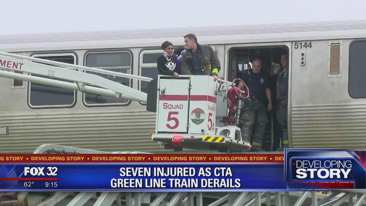 7 hurt after Green Line train derails on the South Side