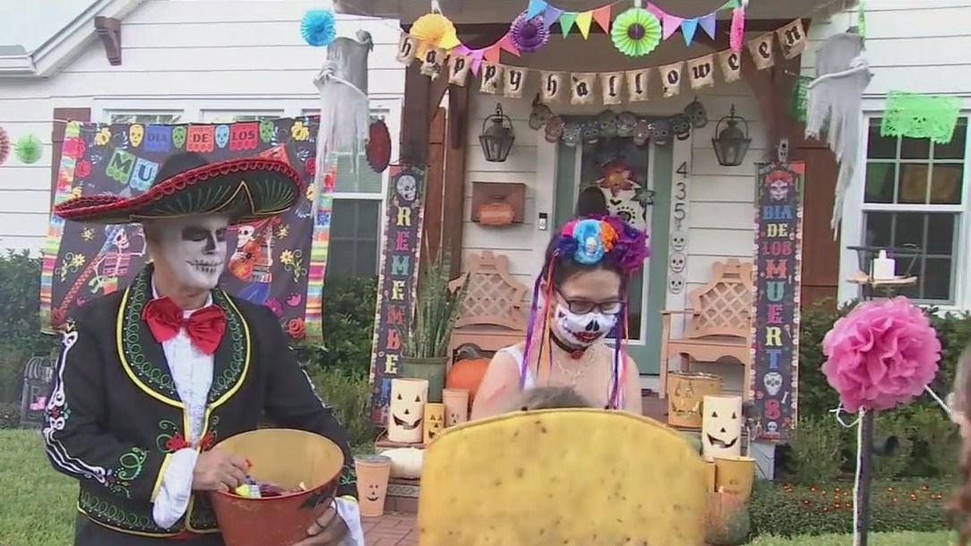 Old NE St. Pete goes all out for all Hallows' Eve