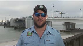 How is red tide impacting the fishing industry in Tampa Bay?