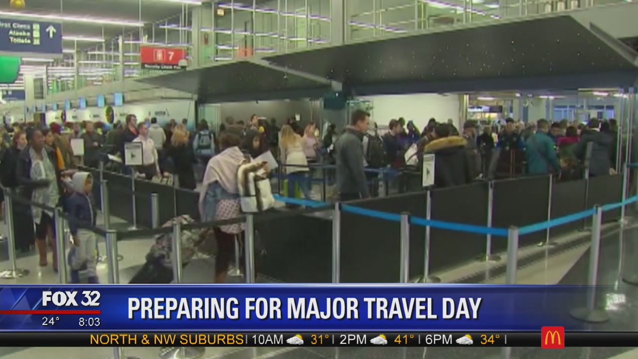 O'Hare Airport buckles down for major travel day ahead of Christmas