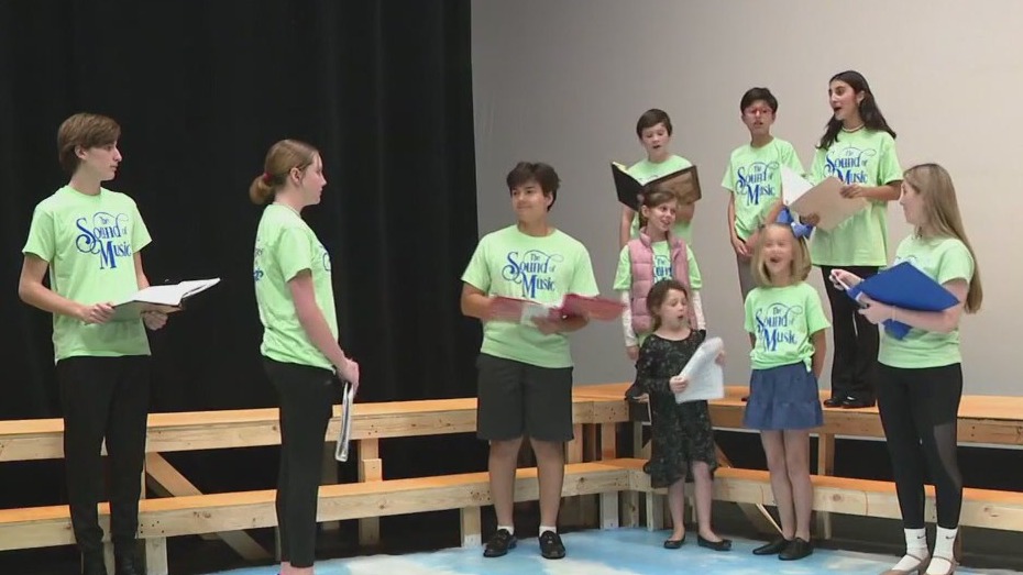 'The Sound of Music' by kids, at the Straz