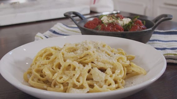 Holiday Helpings: Cacio e Pepe
