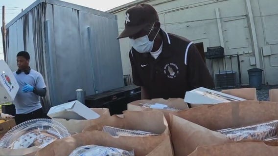 What's Right: 86-year-old volunteer lends helping hand at Abe Brown Ministries