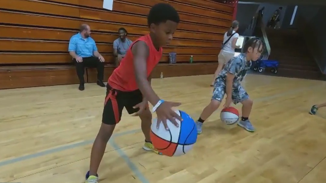 Polk State College basketball camp for kids