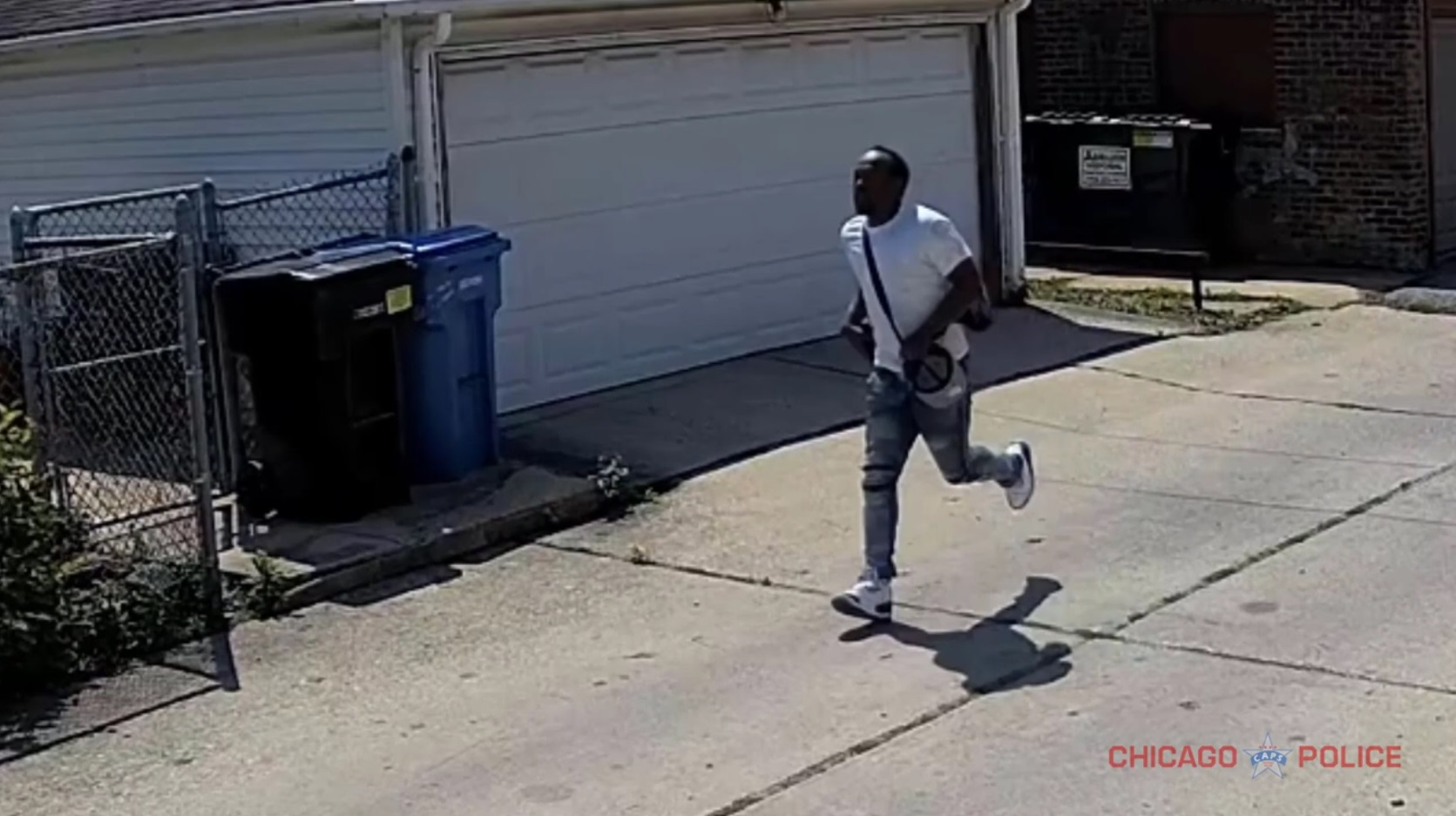 Suspect wanted for 2 armed robberies in Chicago