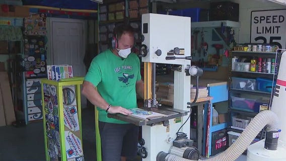 Gulf Planks creates signs featuring landmarks