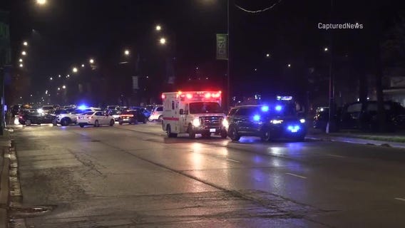 Chicago cop shot on Far South Side