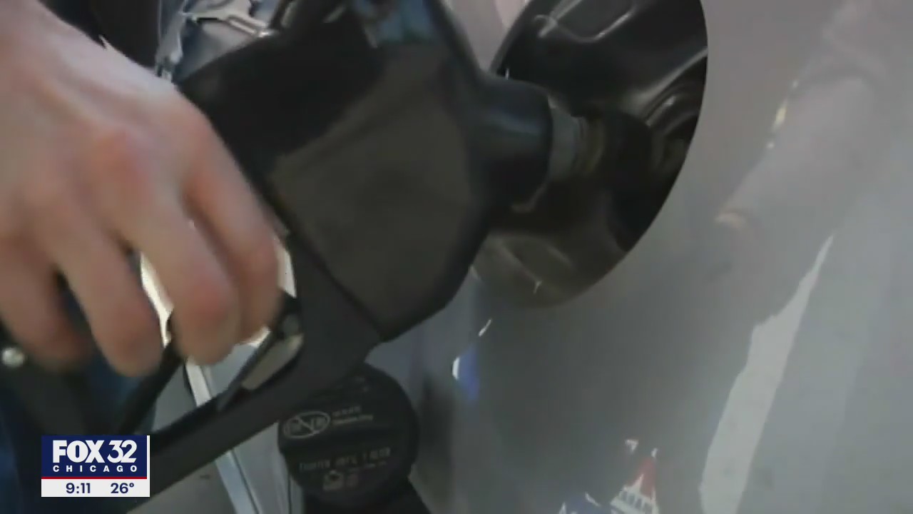 Chicago City Council to consider plan to roll back 3 cents per gallon tax increase on Monday