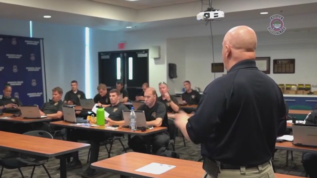 New officer training program in Sarasota | FOX 13 Tampa Bay