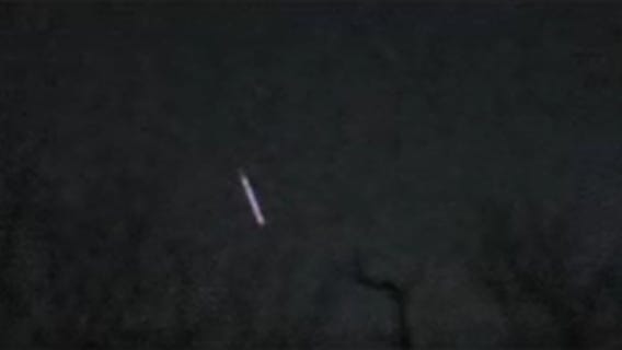 Video shows string of white light streaking across sky over Warrenville