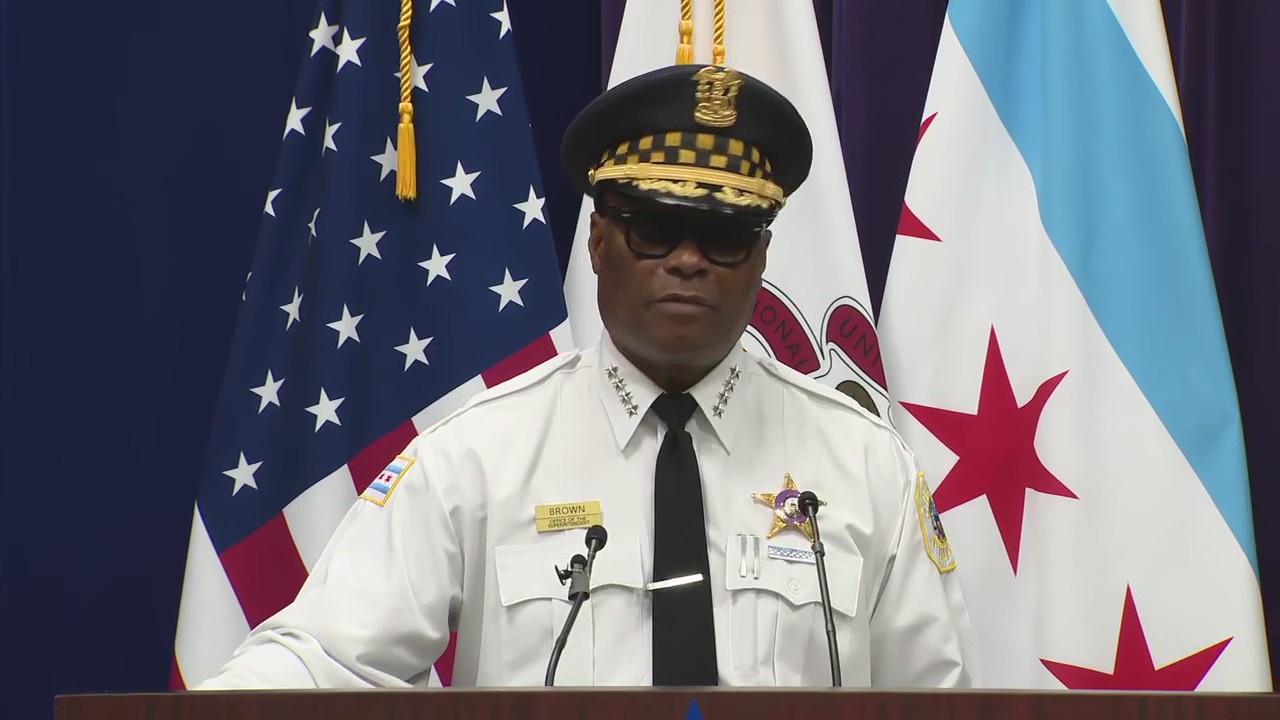 Fiance of off-duty officer who was shot in Beverly calls out Brown, Lightfoot; Brown responds