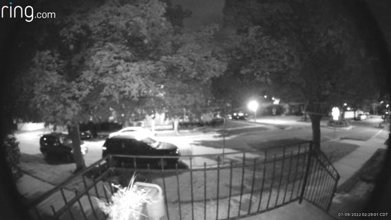 Ring video captures moment off-duty Chicago cop was shot