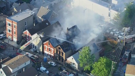 Crews battle large fire on Chicago's Lower West Side