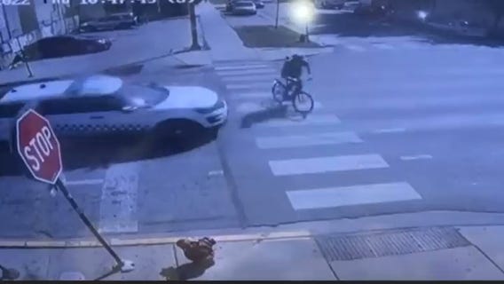 Video shows Chicago cop hit bicyclist with squad car
