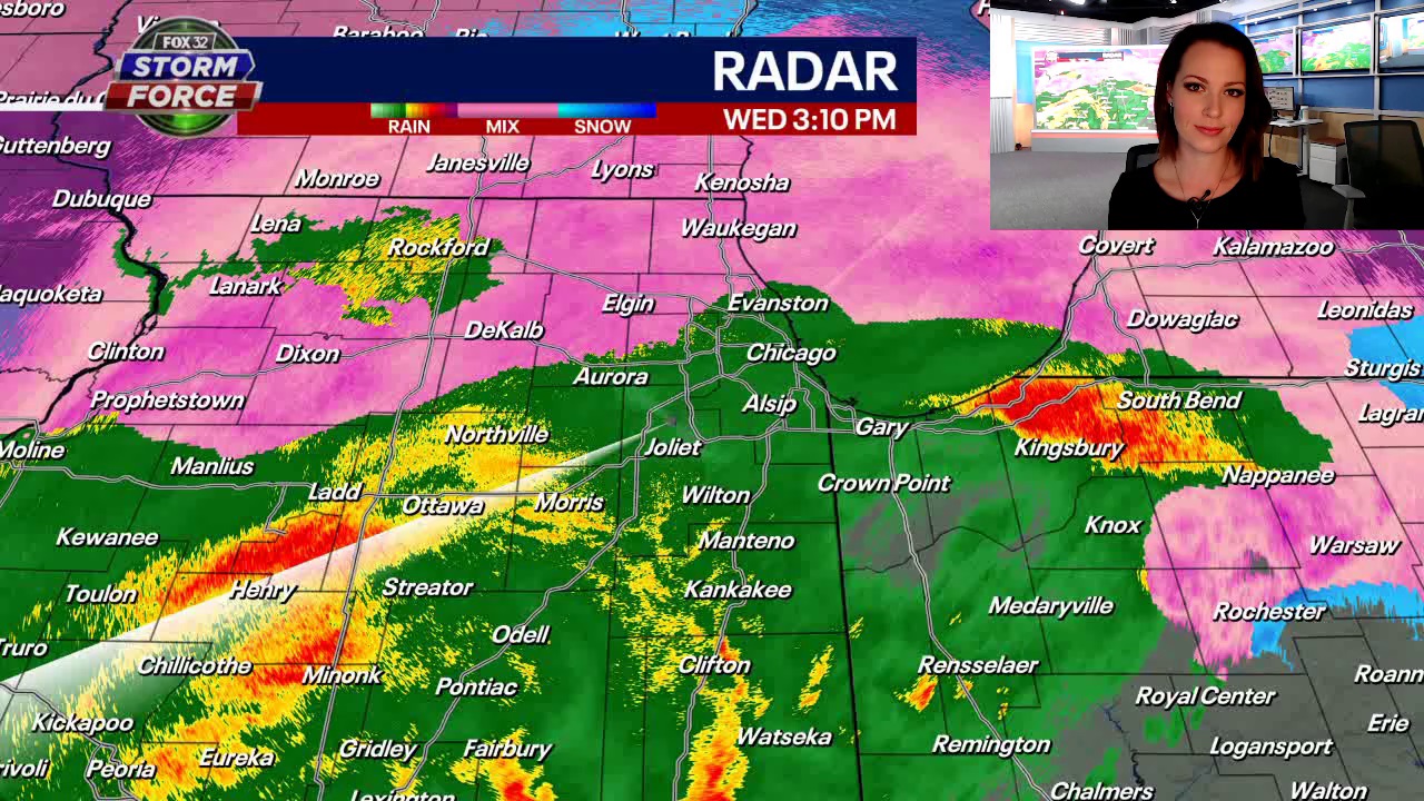 Freezing rain, scattered power outages across Chicago area