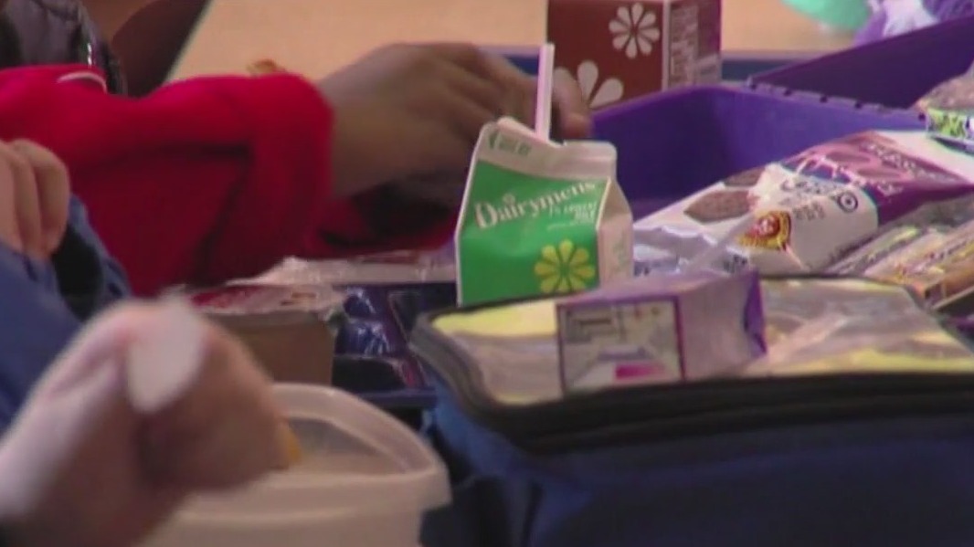 How to instill healthy eating habits in your children