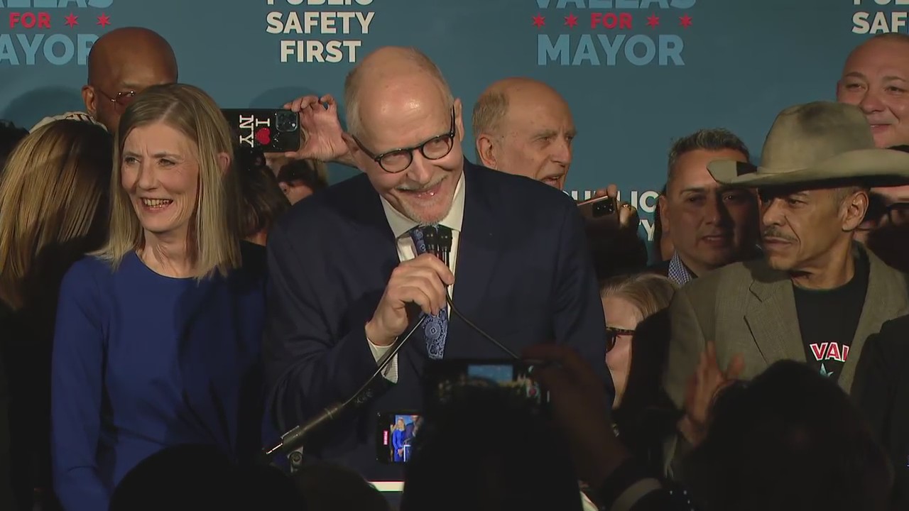 'I'll see you at the finish line': Paul Vallas makes Chicago mayoral runoff election