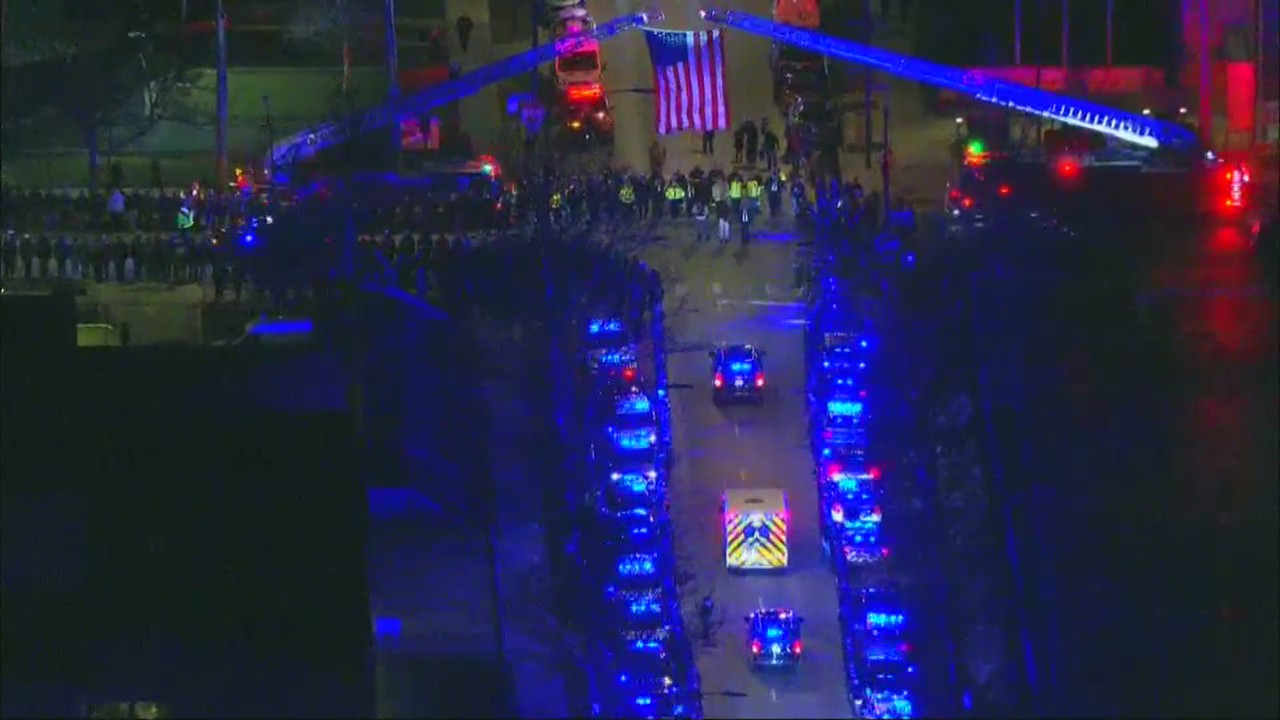 Procession for Chicago cop shot and killed in Gage Park | FOX 32 Chicago