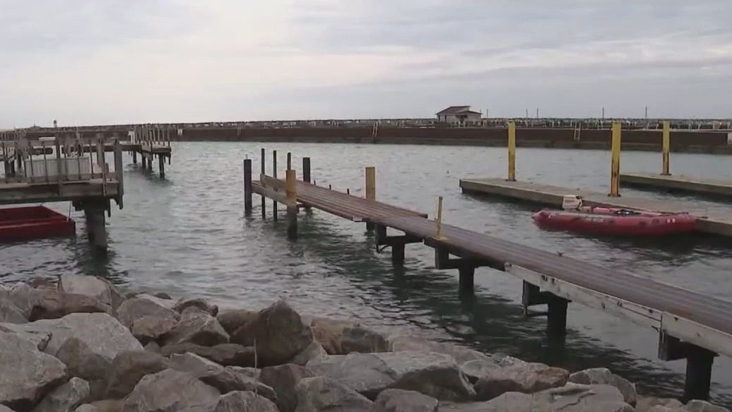 Search to continue for missing navy sailor last seen near Lake Michigan