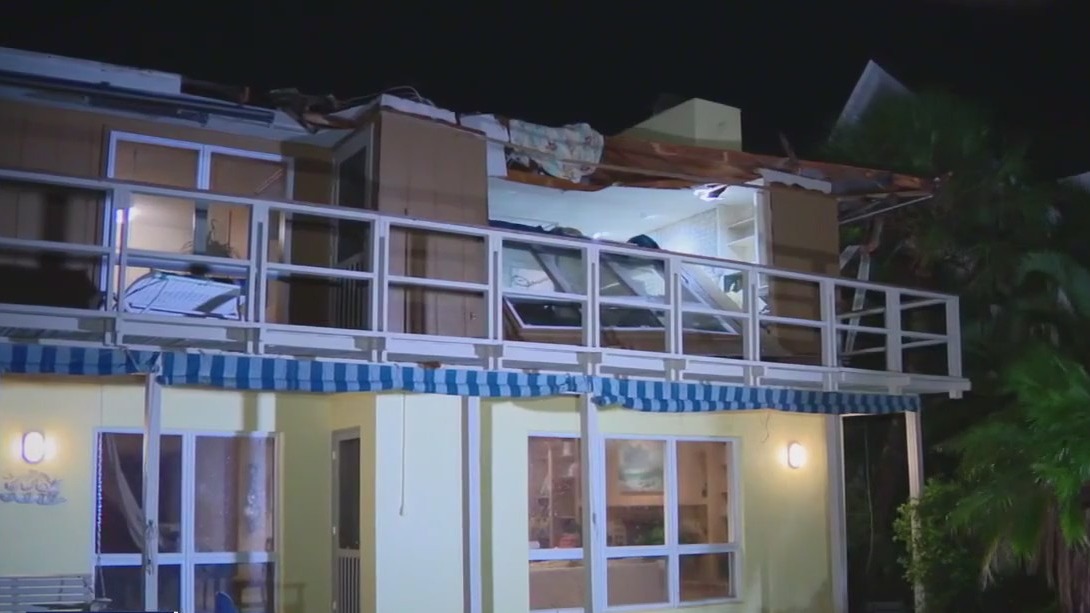 Cleaning up after tornado touches down | FOX 13 Tampa Bay