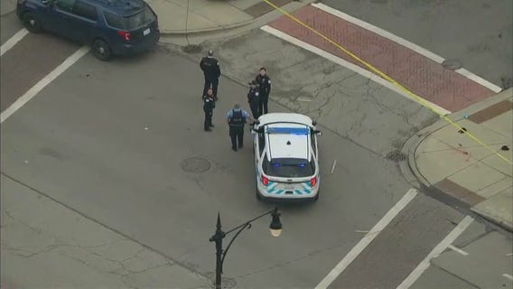 2 stabbed after altercation in Brighton Park