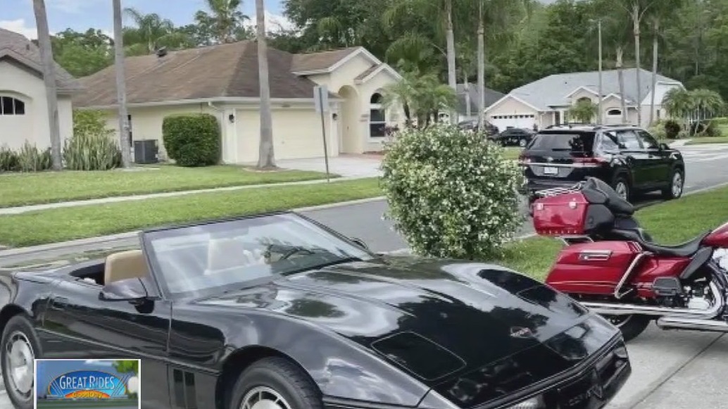 1986 Corvette Pace Car set with cassette player