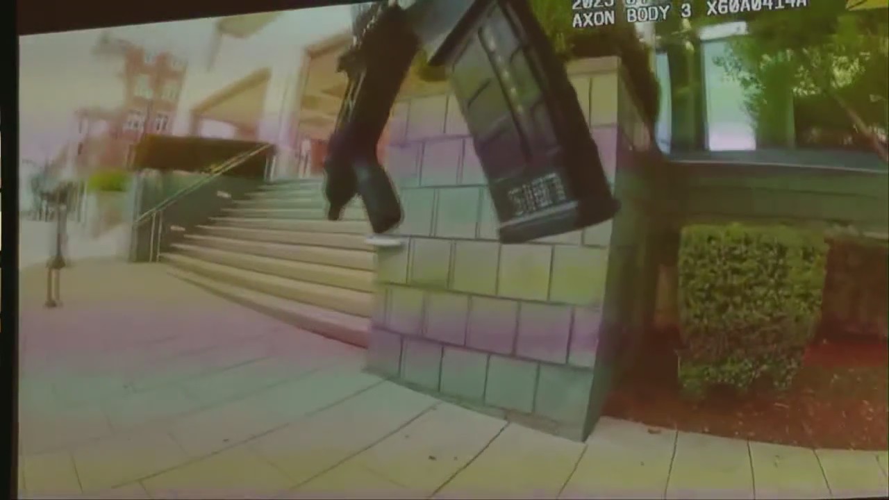 Louisville police release bodycam video from bank shooting