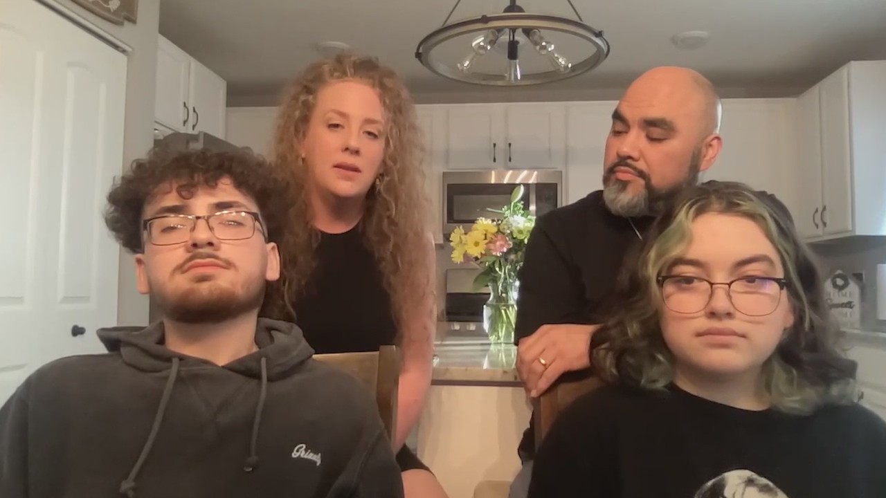 After Joliet teen receives kidney transplant, her brother discovers he has same rare condition