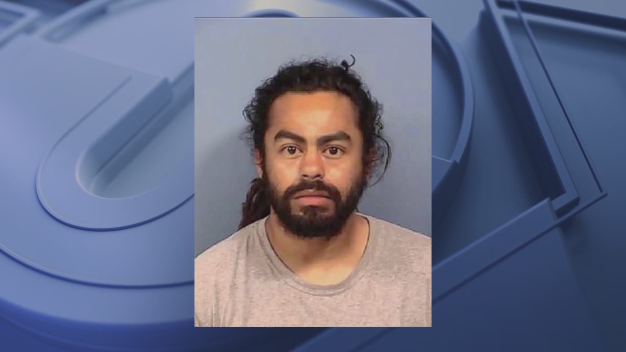 Former West Chicago kennel operator has probation sentence tossed