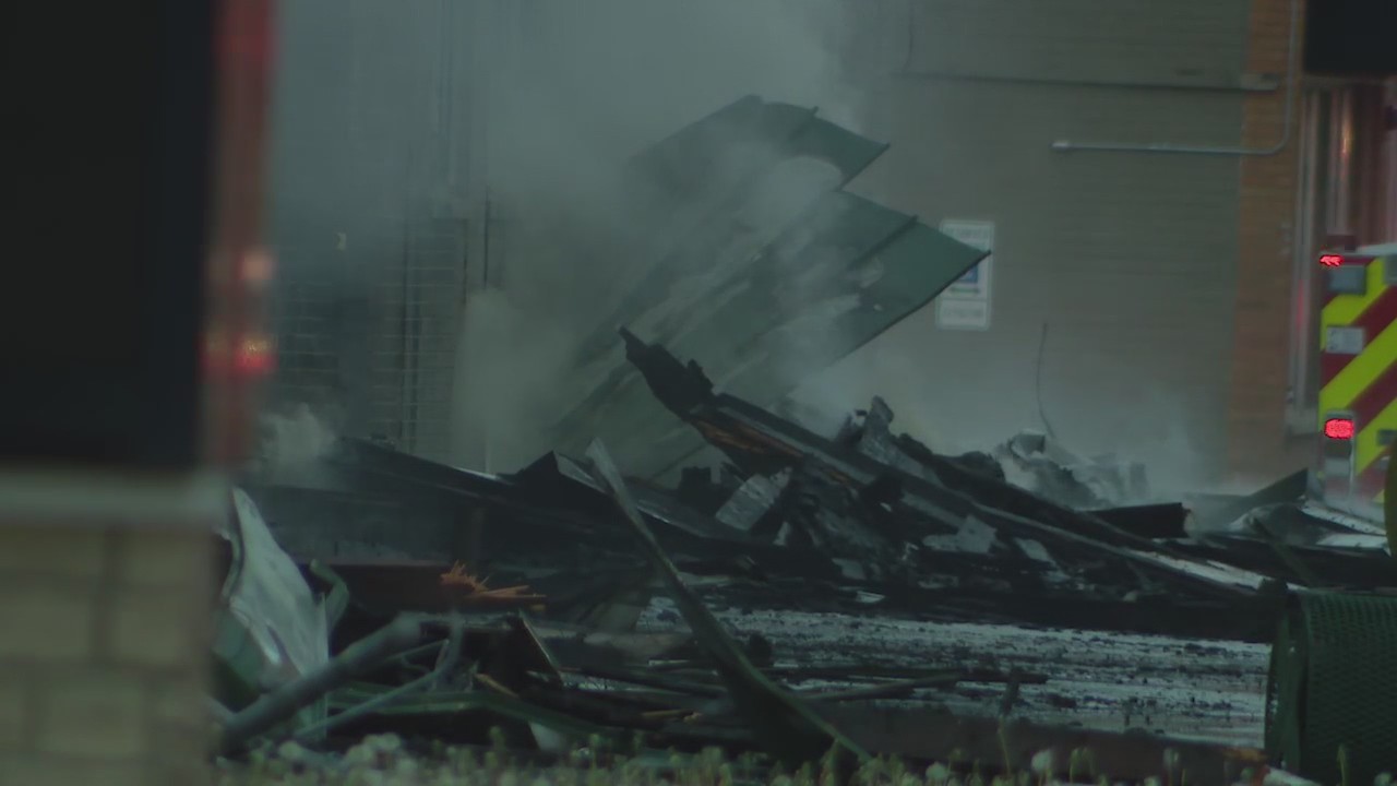 Oak Forest Bowling Center 'total loss' after massive blaze