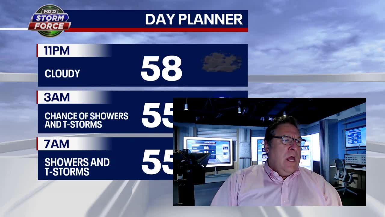 Chicago weather forecast: Thunderstorms possible early Monday morning and during commute