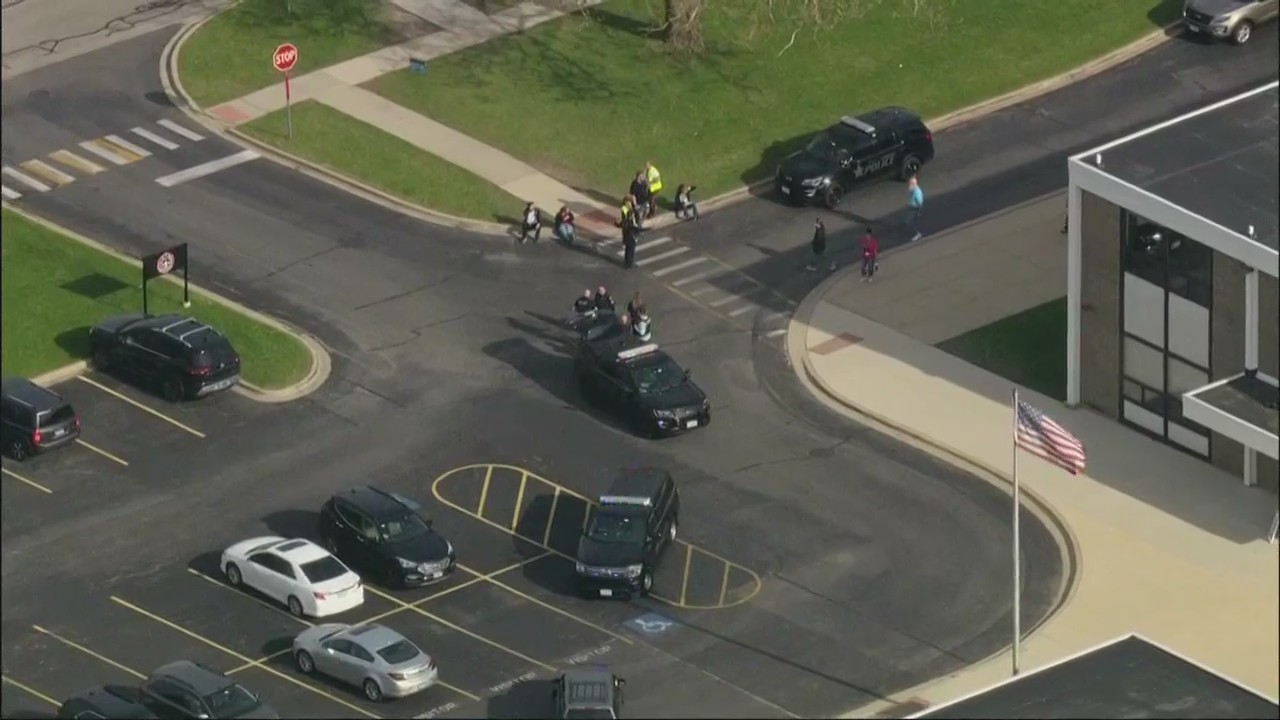 Addison schools put on lockdown after report of person with gun
